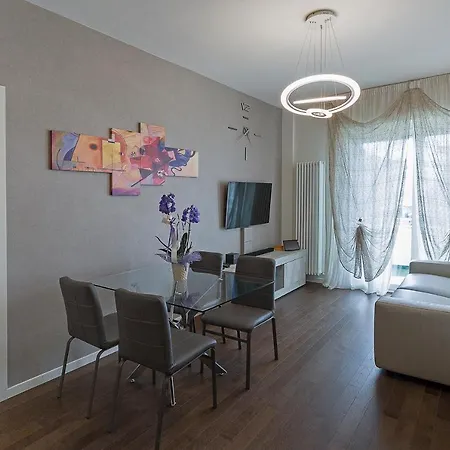 公寓 Crima Leda Luxury *